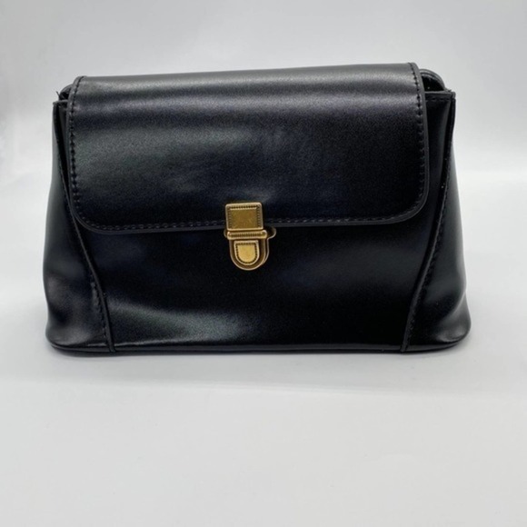 Faux leather trapezoid shoulder bag - Picture 3 of 4